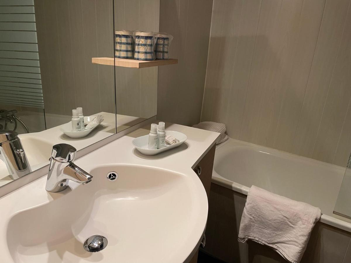 شقة T2 30M2 Plein Centre, Lit Fait, Linge Fourni, Wifi كوتيريه المظهر الخارجي الصورة